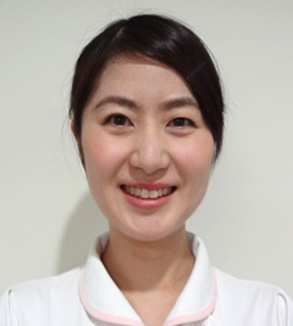 足達真紀