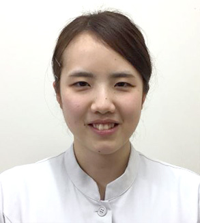 撰由里奈